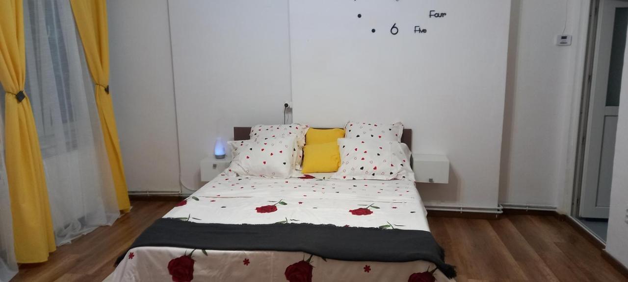 Vlad's Unirii Bucarest